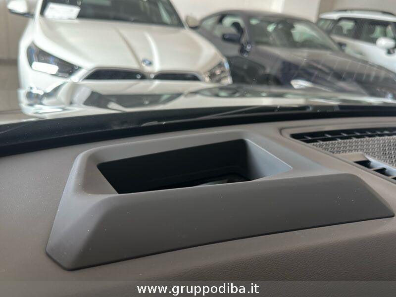 BMW X1 U11 sdrive18d X-Line auto