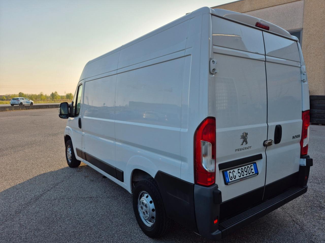 Peugeot Boxer L2H2 2.2 140CV