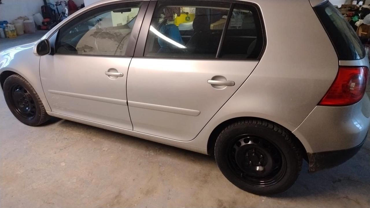 Volkswagen Golf 1.6 5p. Comfortline