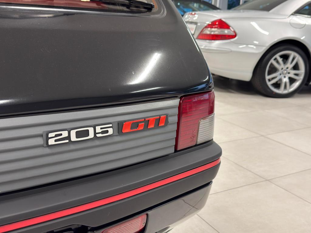 Peugeot 205 3 Porte 205 3p 1.9 Gti Plus