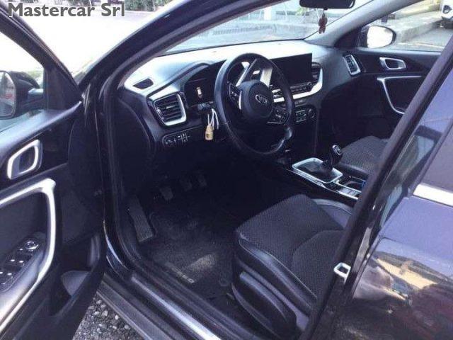KIA XCeed 1.6 crdi Style Techno Pack 115cv - GB120VT