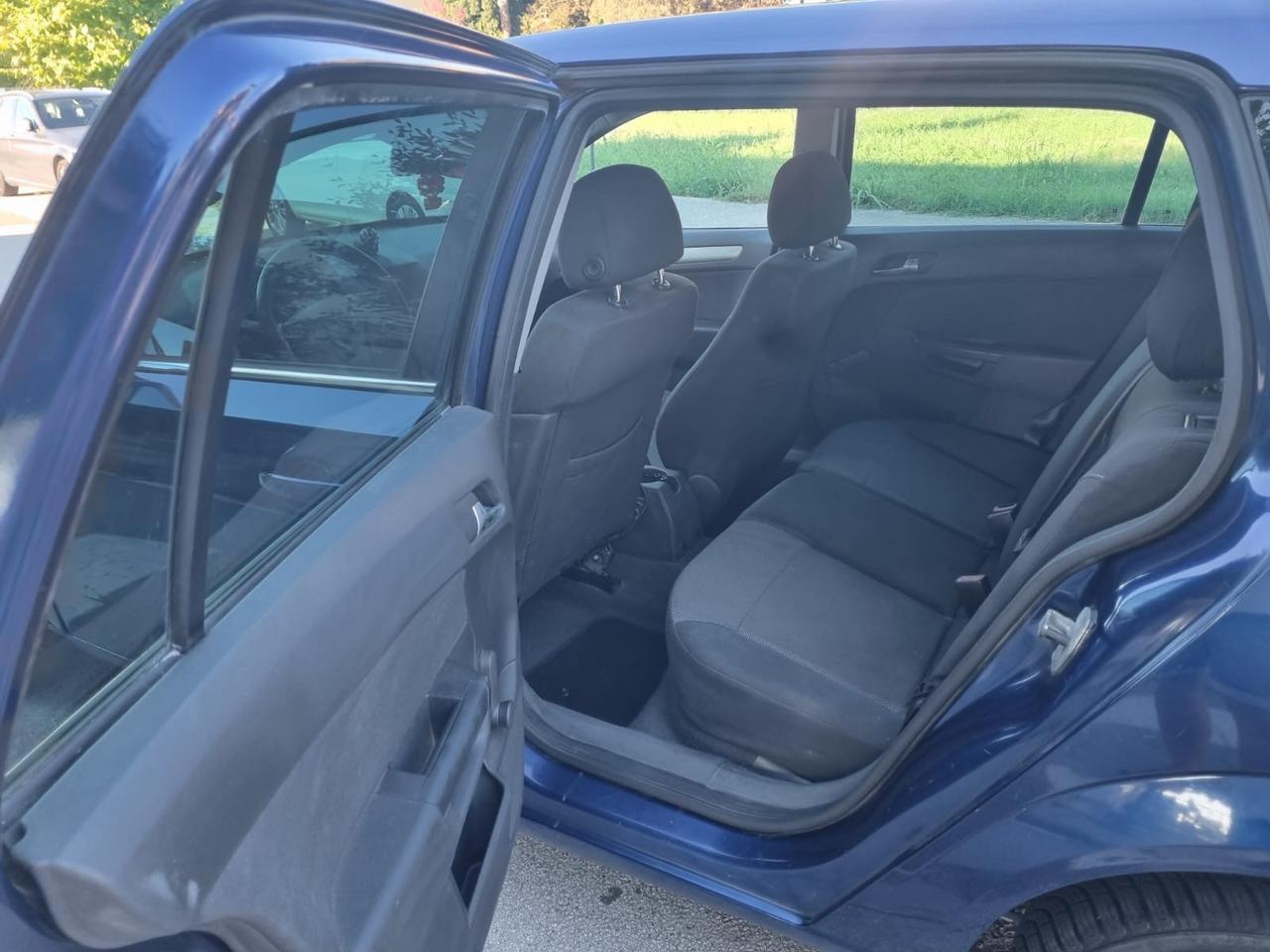 Opel Astra 1.6 16V GPL-TECH Station Wagon Edition