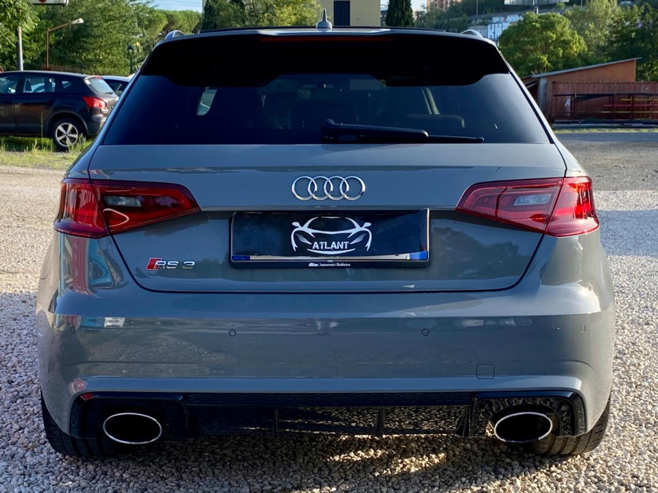 Audi RS3 Sportback 2.5 tfsi quattro s-tronic