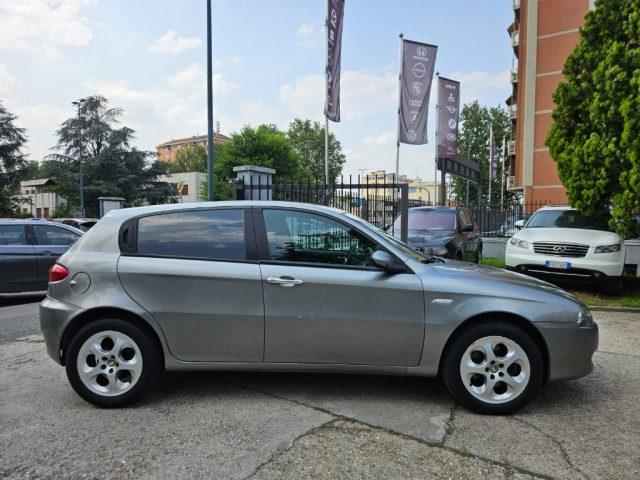 ALFA ROMEO 147 1.6i 16V T.S. (105 CV) 5p. GPL