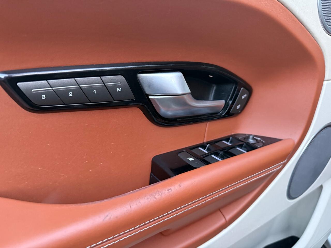 Range Evoque 2.2 Sd4 PRESTIGE,Pelle tabacco,LED ambiente,retrocamera,ecc.