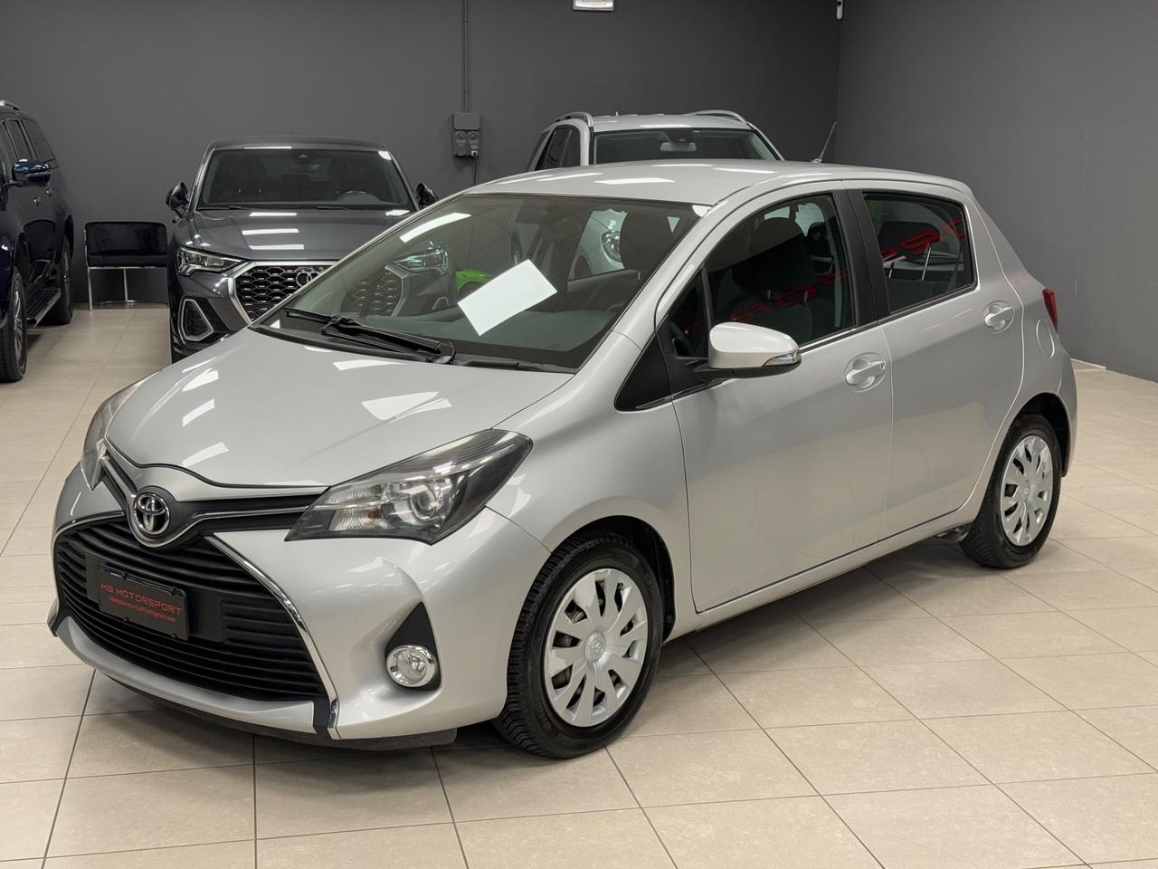 Toyota Yaris 1.4 D-4D 5 porte Lounge