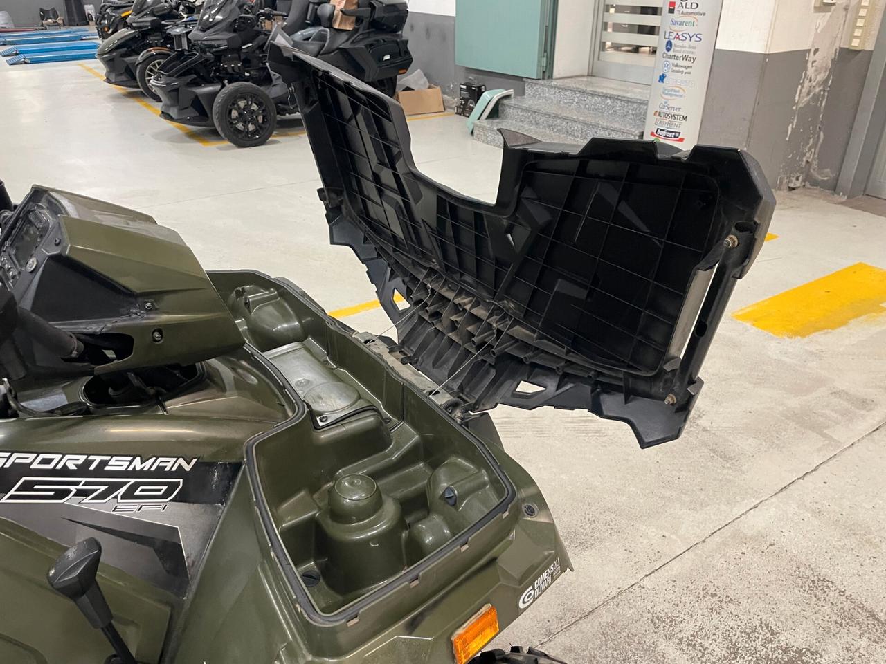 Polaris Sportsman 570 Forest con Servosterzo
