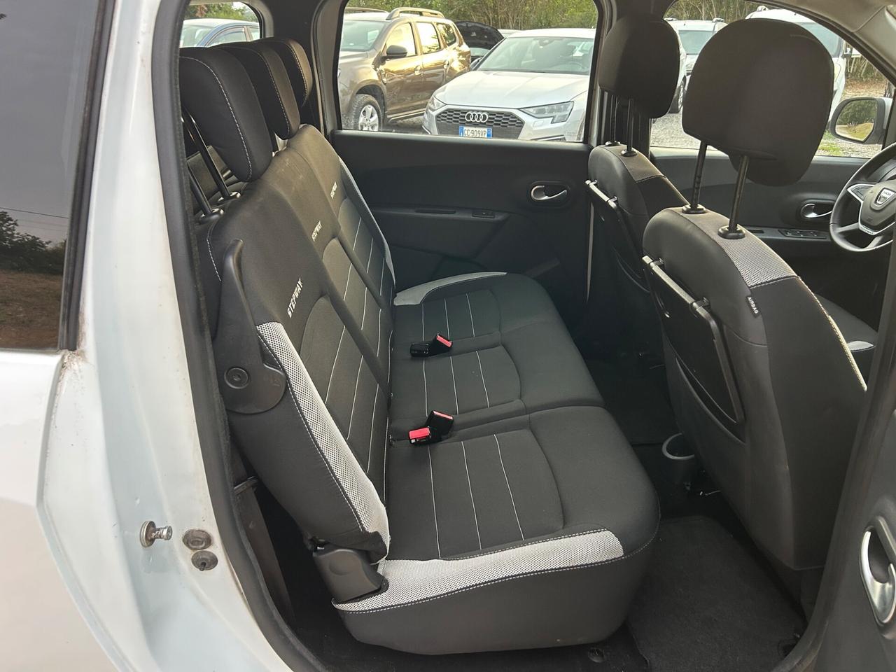 Dacia Lodgy Stepway 1.6 100 CV S&S GPL 5 posti