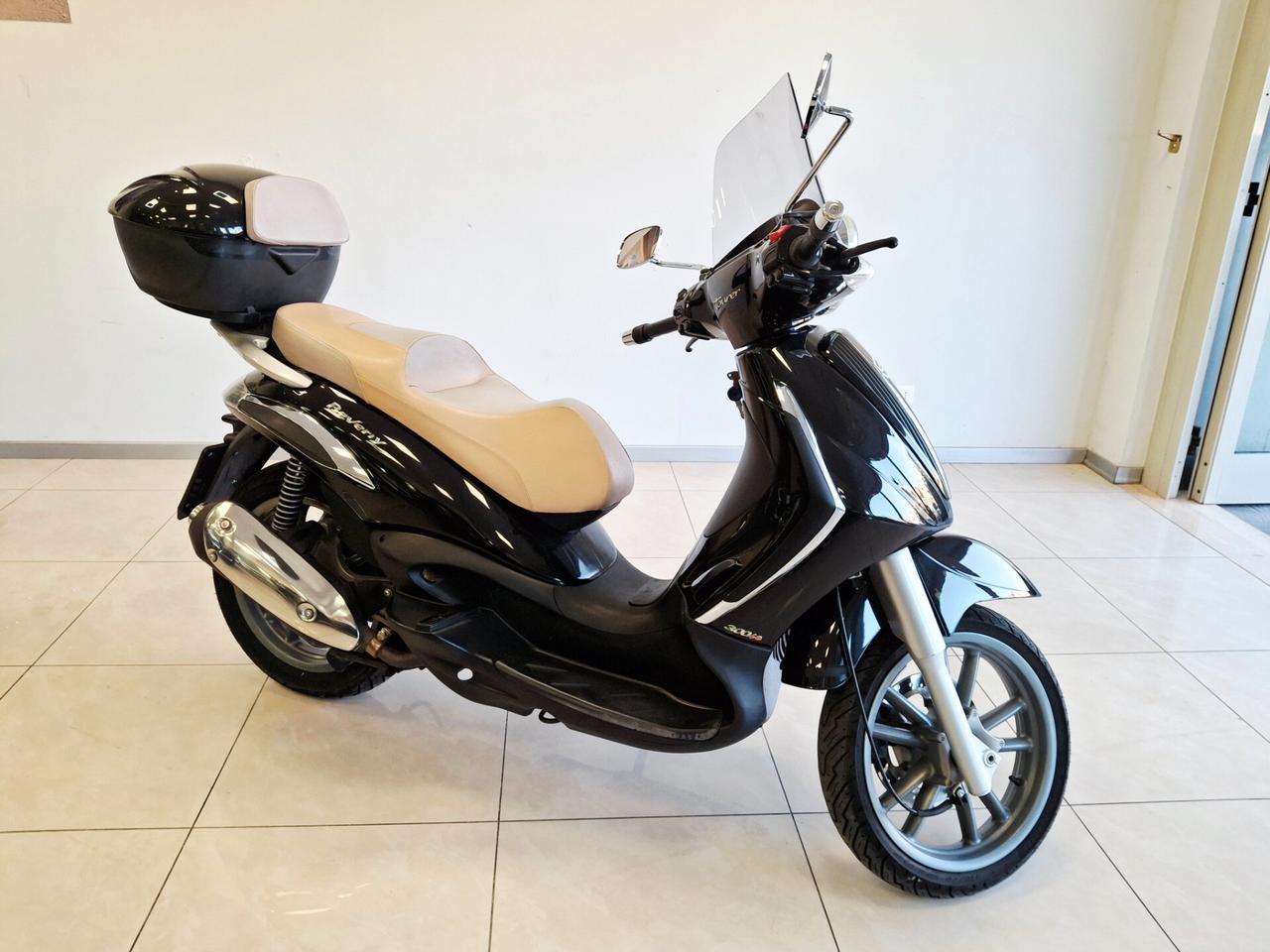 Piaggio Beverly 300 i.e. Tourer