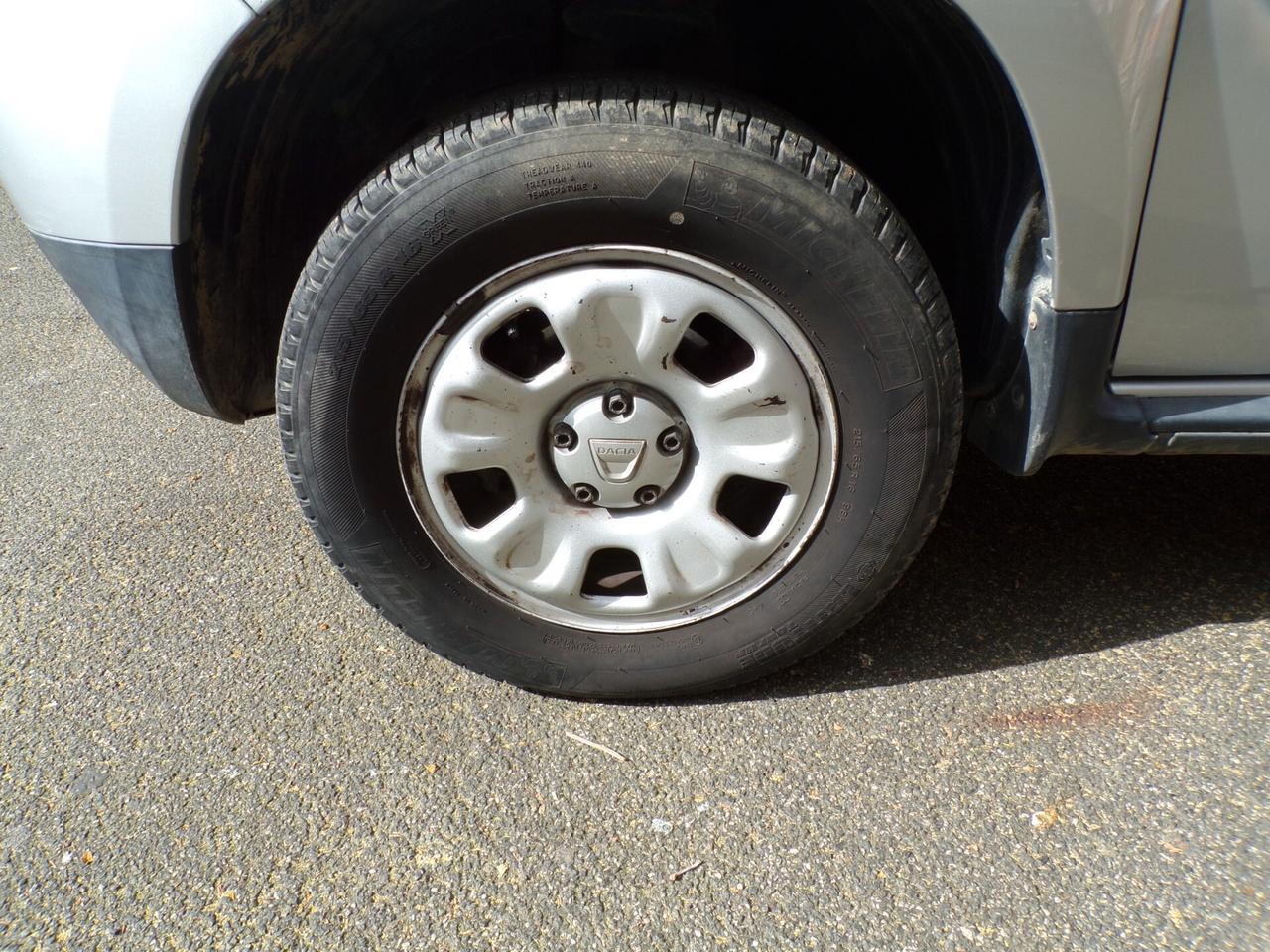 DACIA DUSTER LAUREATE DEL 2013 CON 108.000 KM UNIPROPRIETARIO