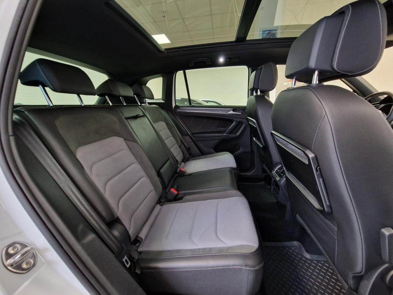 Volkswagen Tiguan 2.0 TDI 150 CV SCR 4MOTION R LINE TETTO APRIBILE