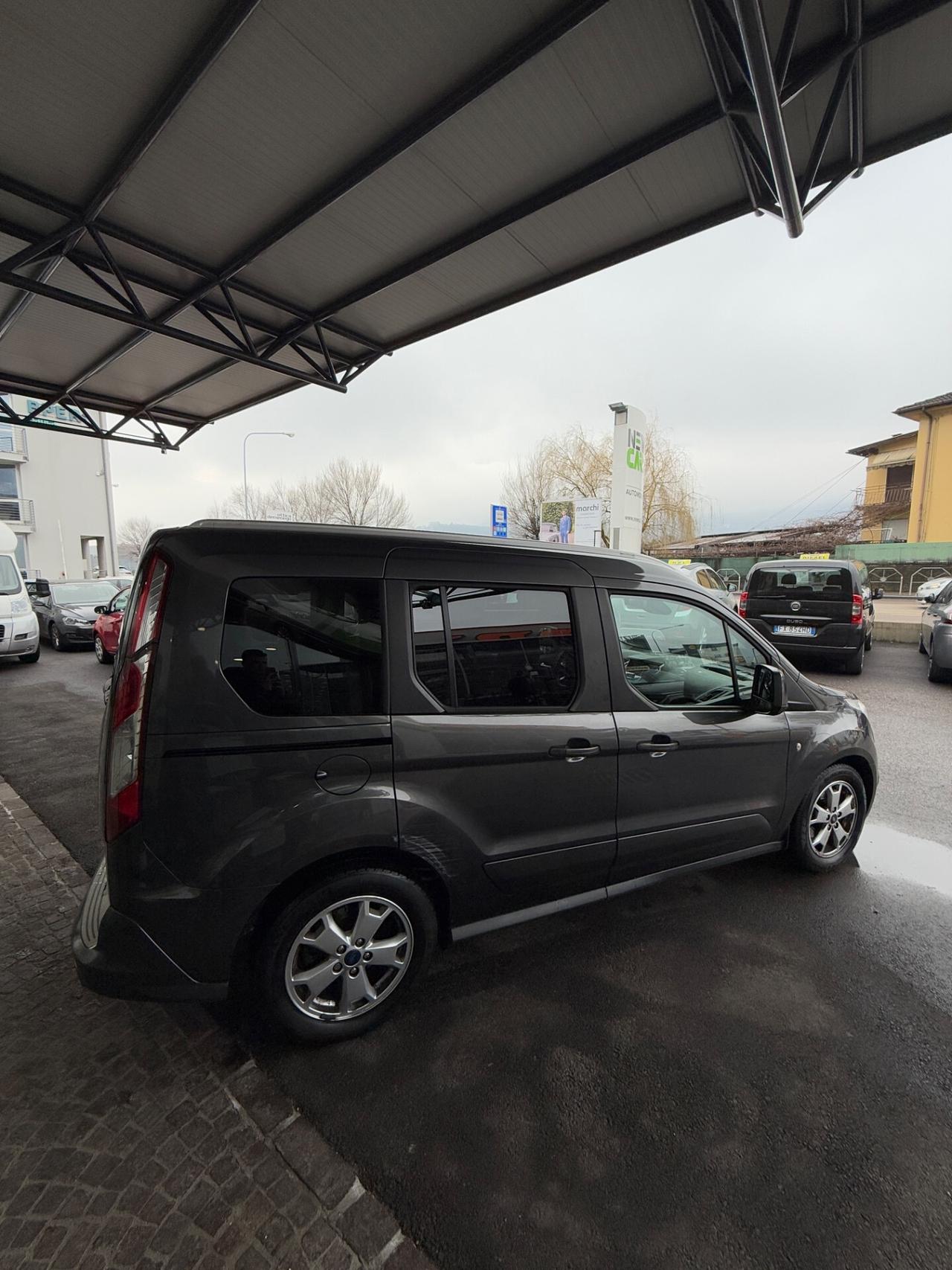 FORD TOURNEO CONNECT 1.5 TDCi 120cv TITANIUM