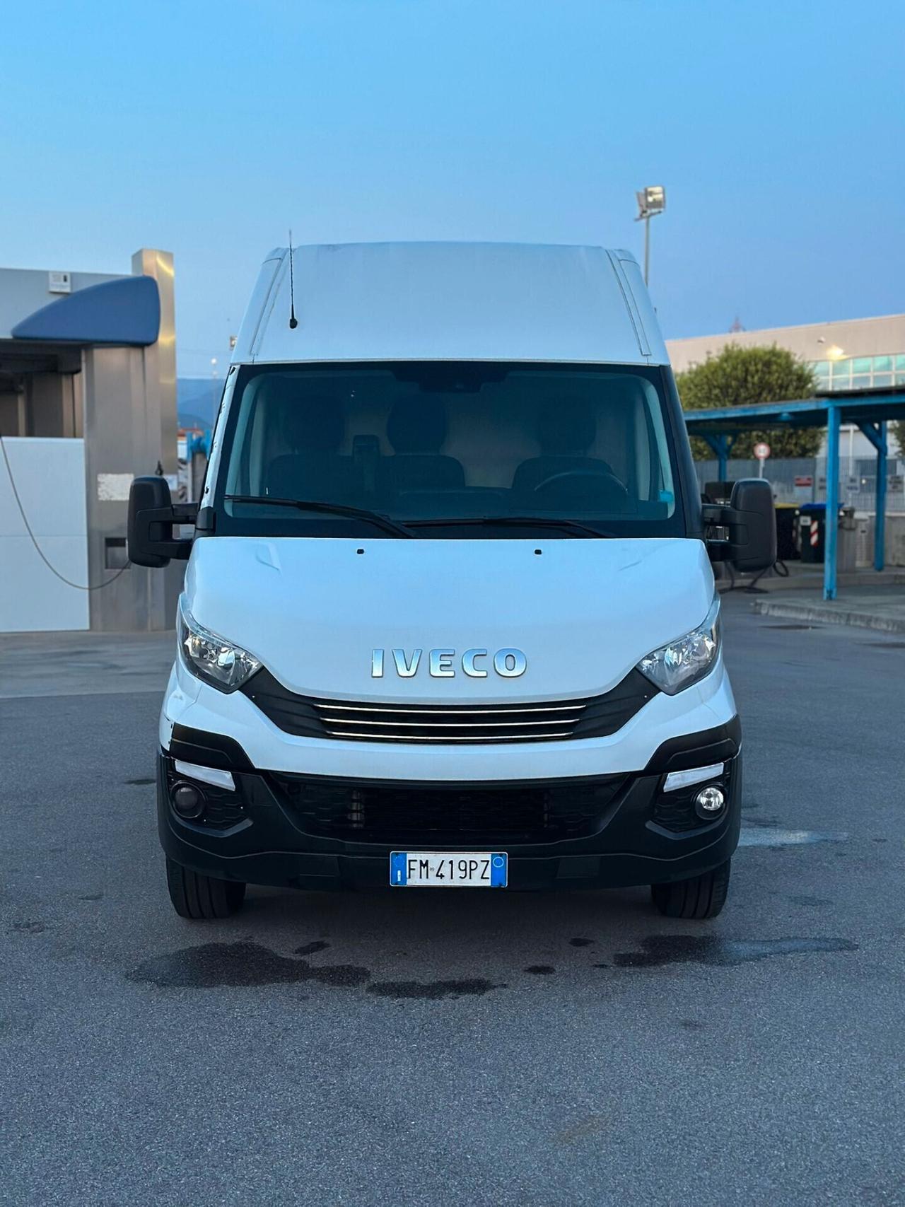 IVECO DAILY ANNO 12/2017 SUPER PREZZO!