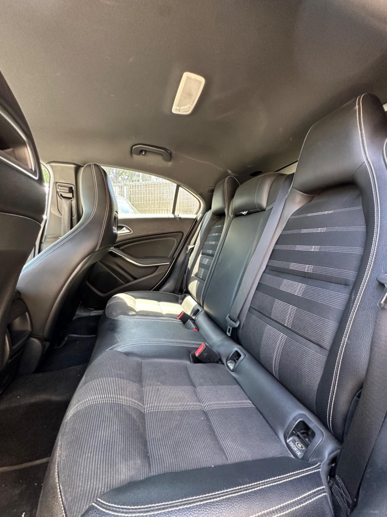 Mercedes-benz A 220 d Automatic Premium