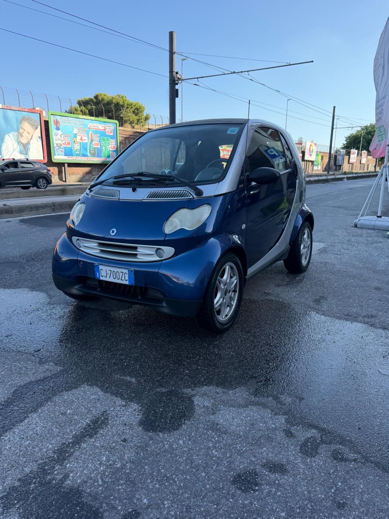 Smart 700 city-coupé pulse