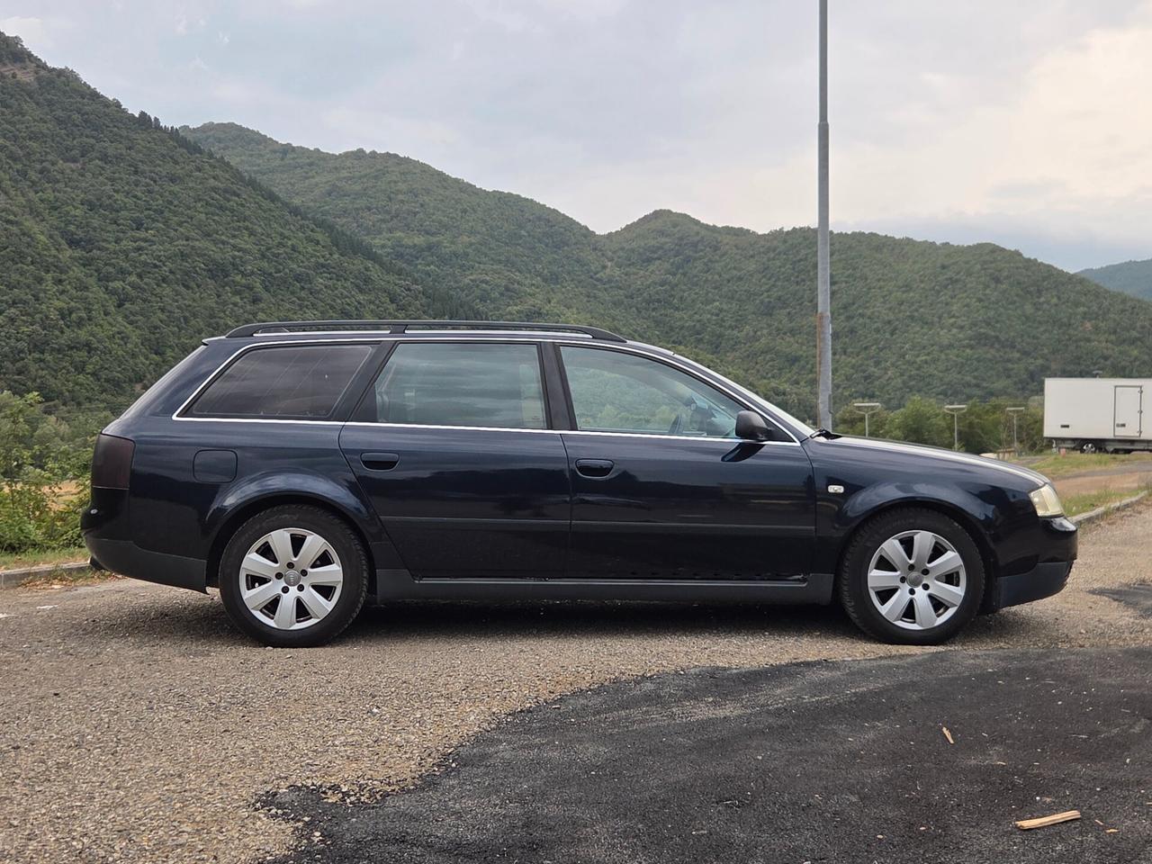 Audi A6 2.5 V6 TDI/180 CV cat Avant quattro