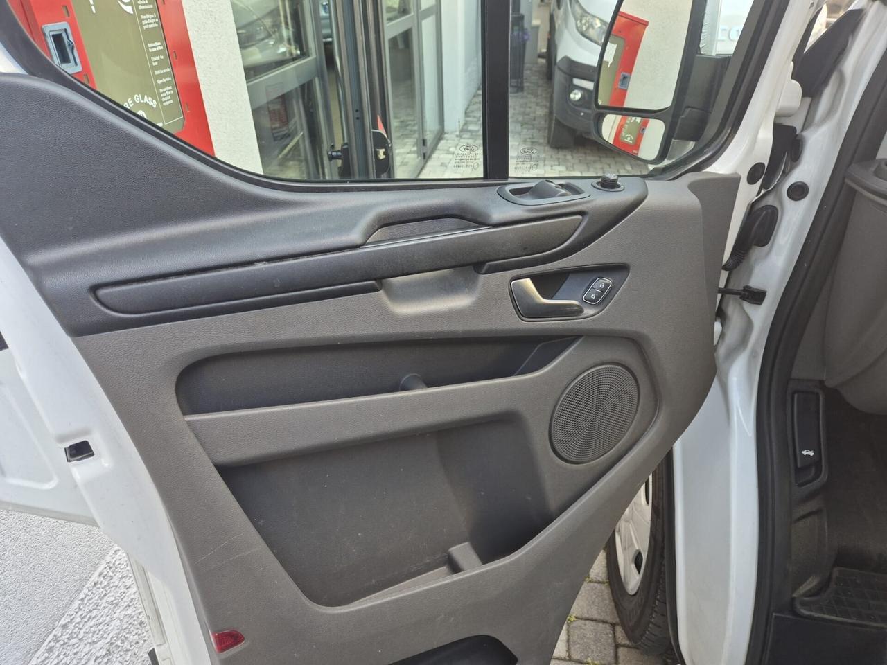 Ford Transit Custom 2.0 TDCi 130CV 3 POSTI CAMBIO