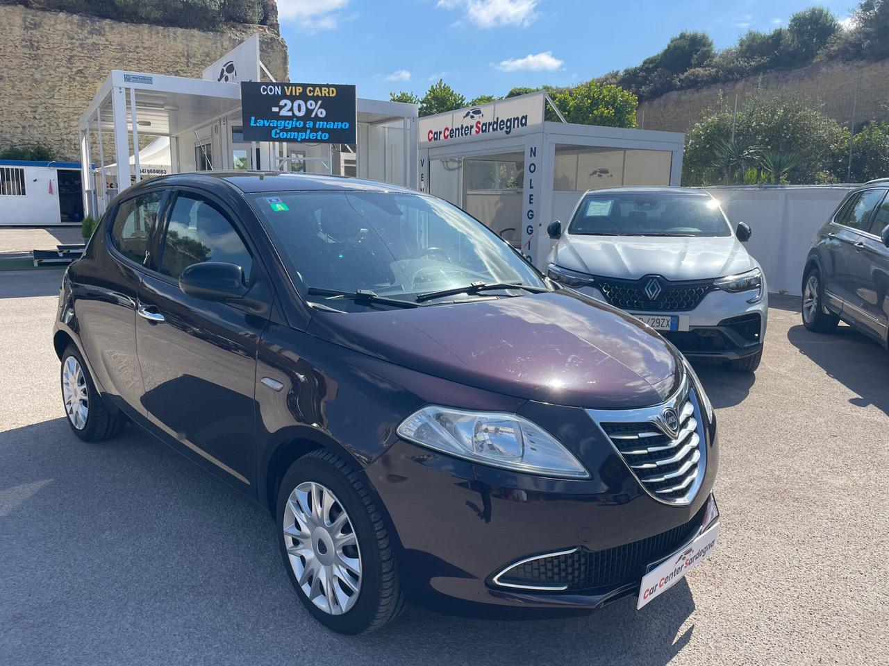 Lancia Ypsilon 1.3 MJT 75 CV Platinum