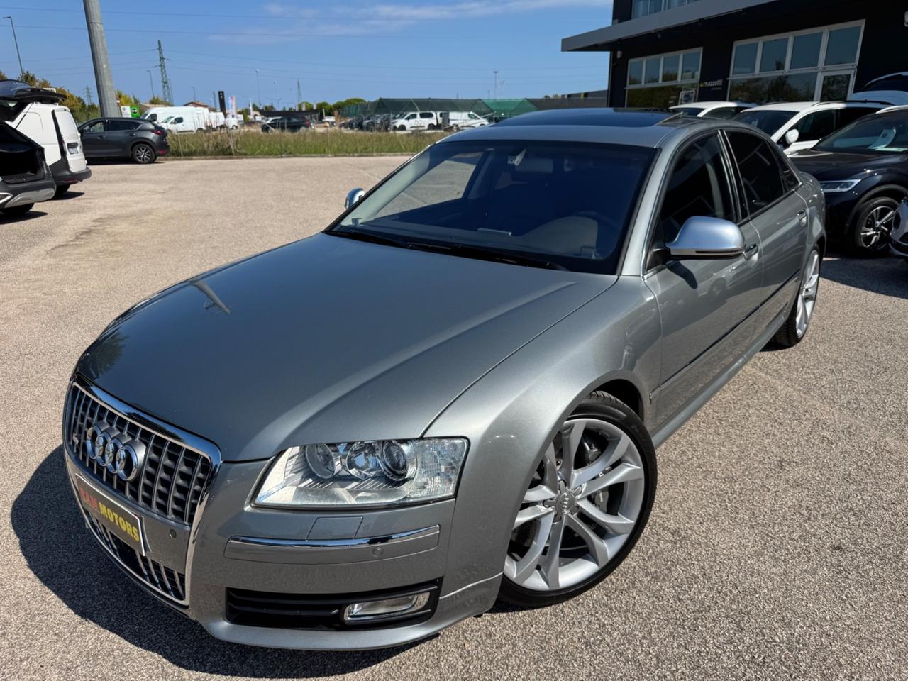 Audi S8 V10 450cv CARBO TETTO PELLE