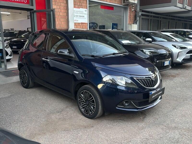 Lancia Ypsilon 1.2 69cv GPL Ecochic Silver