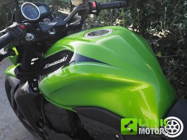 KAWASAKI Z 750 R * 95,00 al mese*