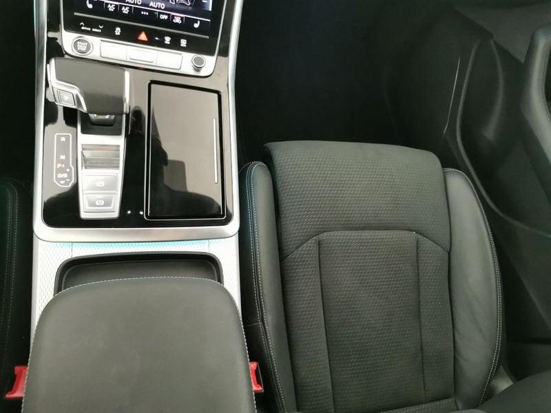Audi Q8 3.0 tdi mhev S line edition quattro 286cv tiptronic