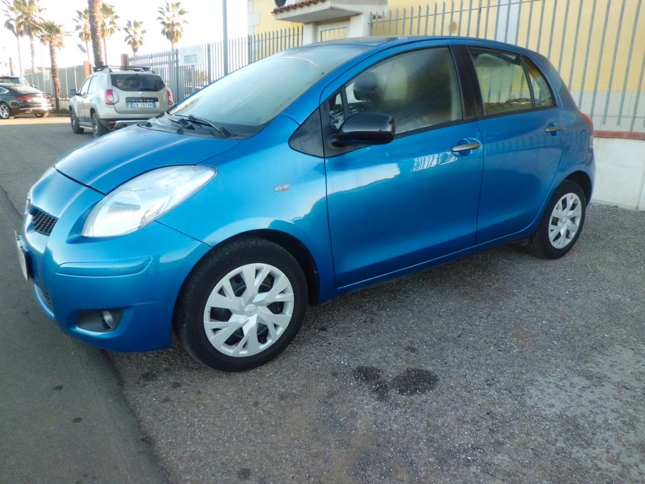 Toyota Yaris 1.3 5 porte Sol