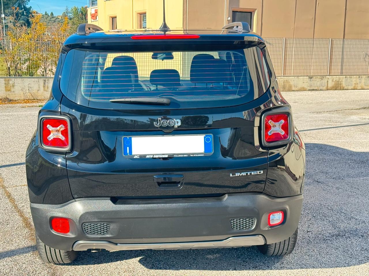 Renegade 1.6 130 CV Limited Telecamera e Navigatore