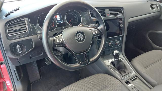 VOLKSWAGEN Golf Variant 1.6 TDI 115 CV Business BlueM. Tech.Az. Italia