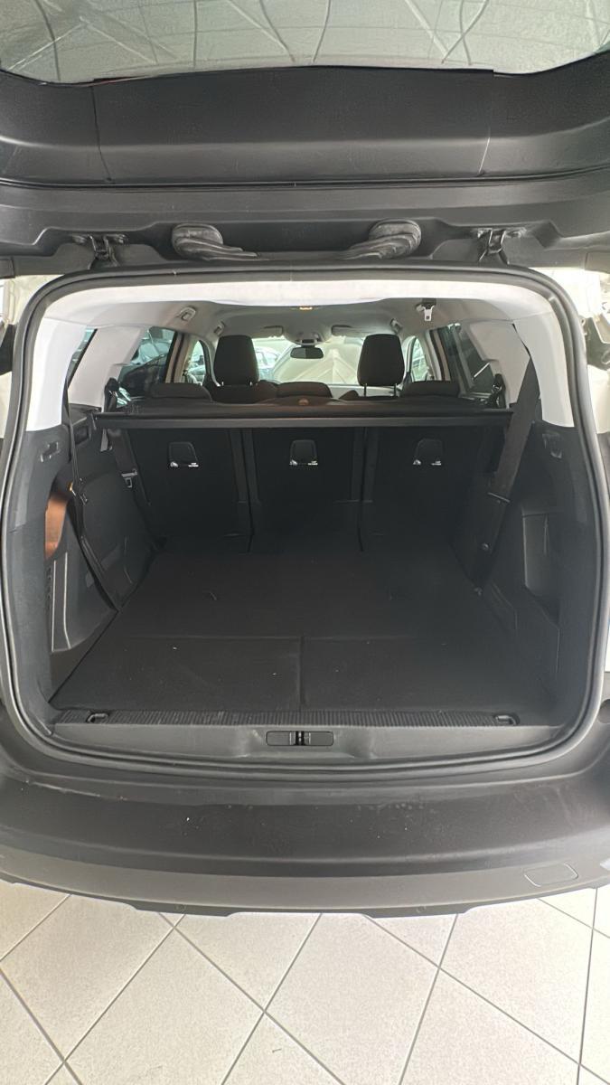 PEUGEOT - 5008 - BlueHDi 130 S&S Business