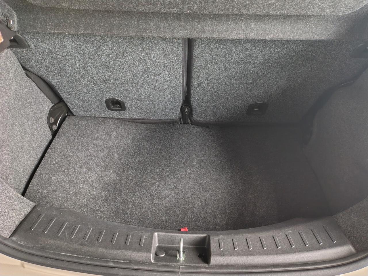 Lancia Ypsilon 1.2 69 CV 5 porte Platinum