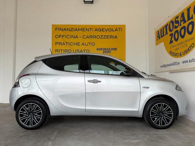 LANCIA Ypsilon 1.0 Hybrid Gold NEOPATENTATI / PREZZO REALE