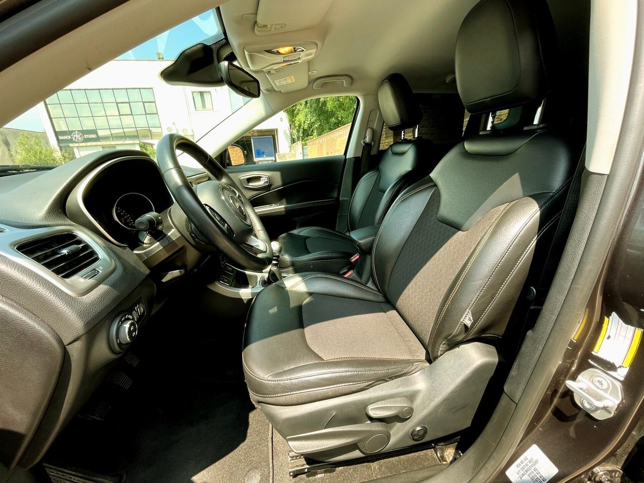 JEEP COMPASS 1.4i(benz)-54000km-Pelle,Nav-2019