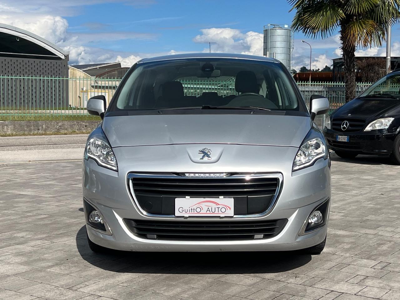 Peugeot 5008 1.6 VTi 120CV 7 POSTI - GANCIO TRAINO