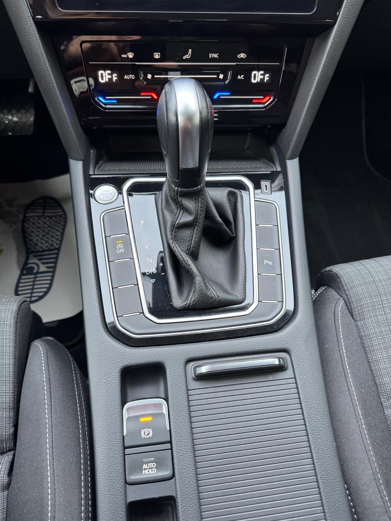 Volkswagen Passat Variant 2.0 TDI SCR 122 CV EVO DSG Business