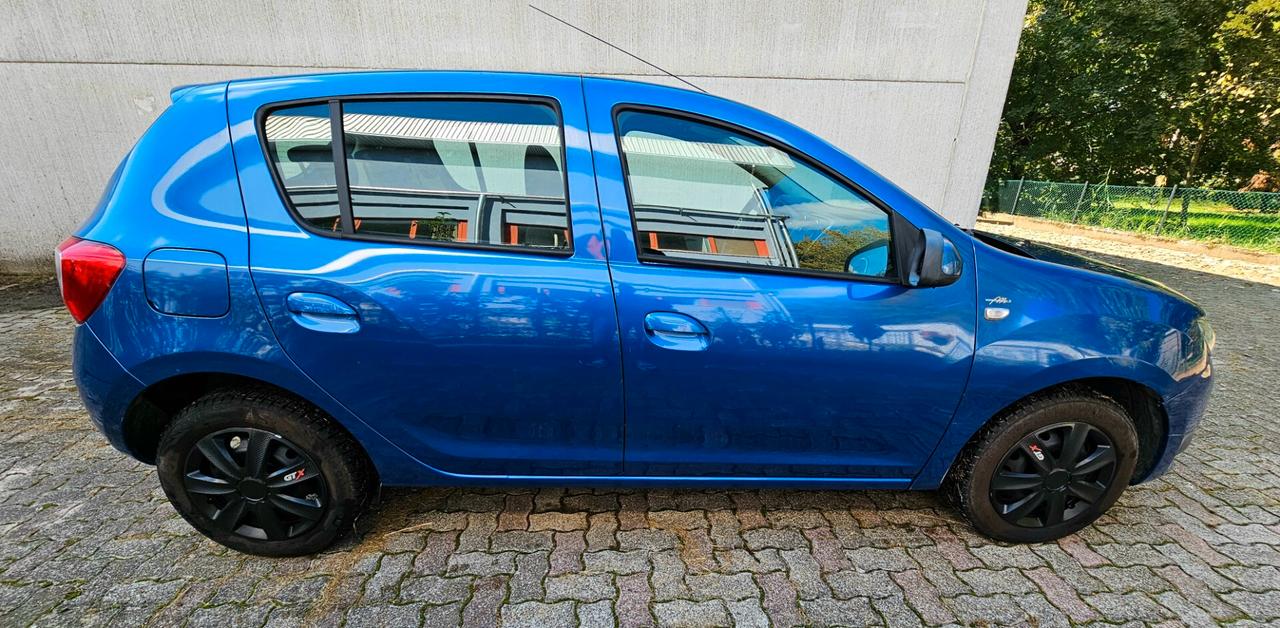 DACIA SANDERO GPL 2014 OK NEOPATENTATI GARANZIA 12