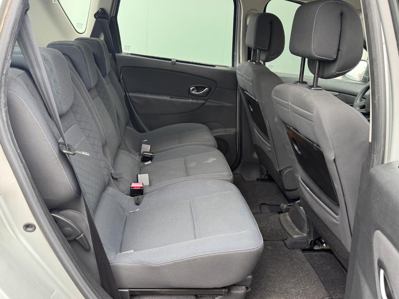 Renault Scenic X-Mod 1.5 dCi 105CV