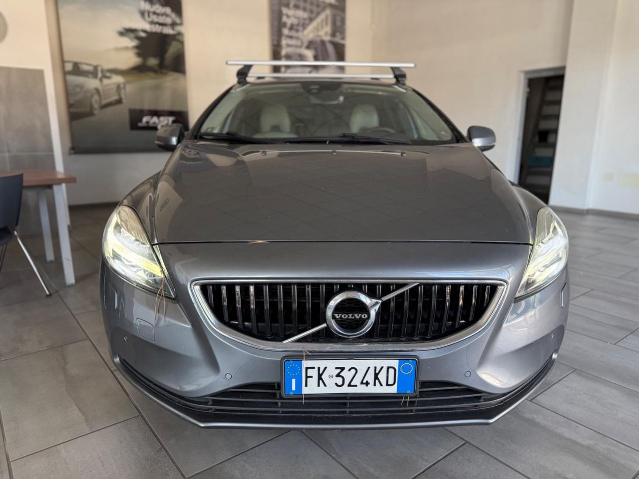 Volvo V40 D2 Geartronic R-design Kinetic