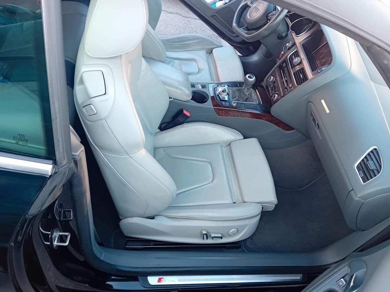 Audi A5 Cabrio 2.0 TDI clean diesel Business