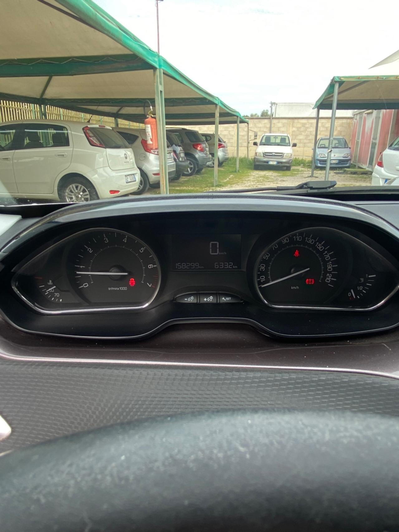 Peugeot 2008 PureTech 82 Allure