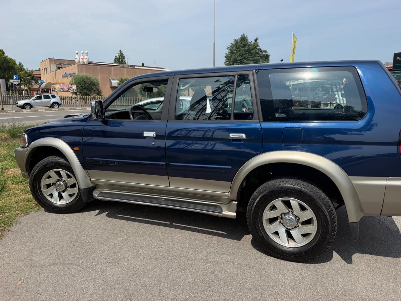 Mitsubishi Pajero Sport 2.5 TDI GLS