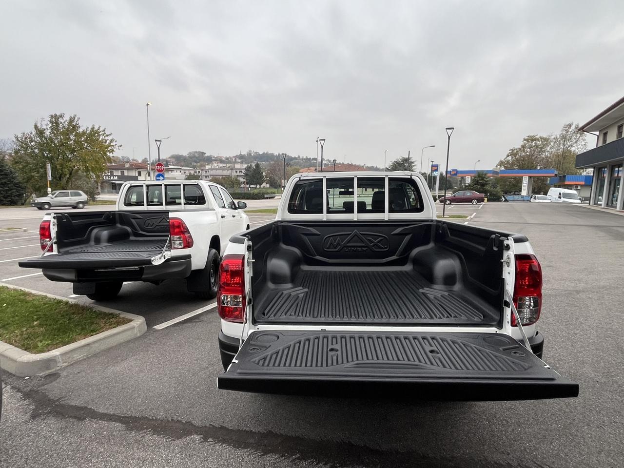 TOYOTA HILUX 2.4 D-4D DOPPIA CAB. 4WD 150 CV 6M