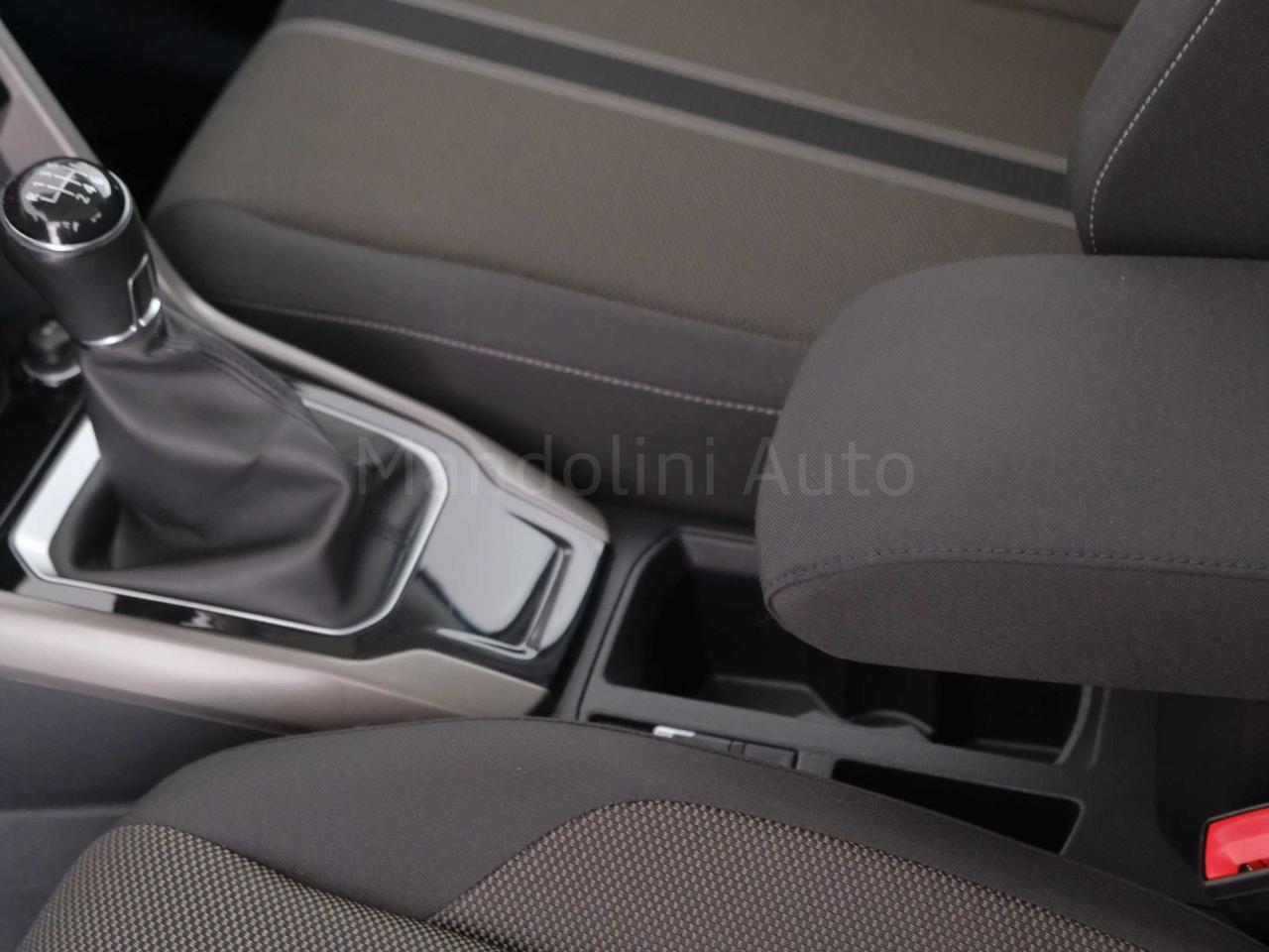 Volkswagen T-Roc 1.0 tsi 110cv style