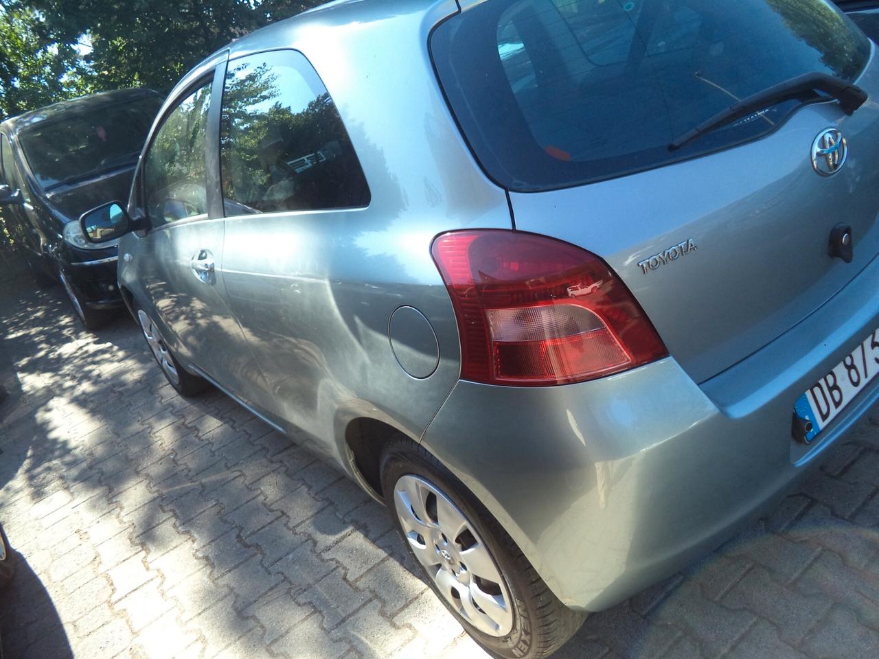 Toyota Yaris 1.3 3 porte
