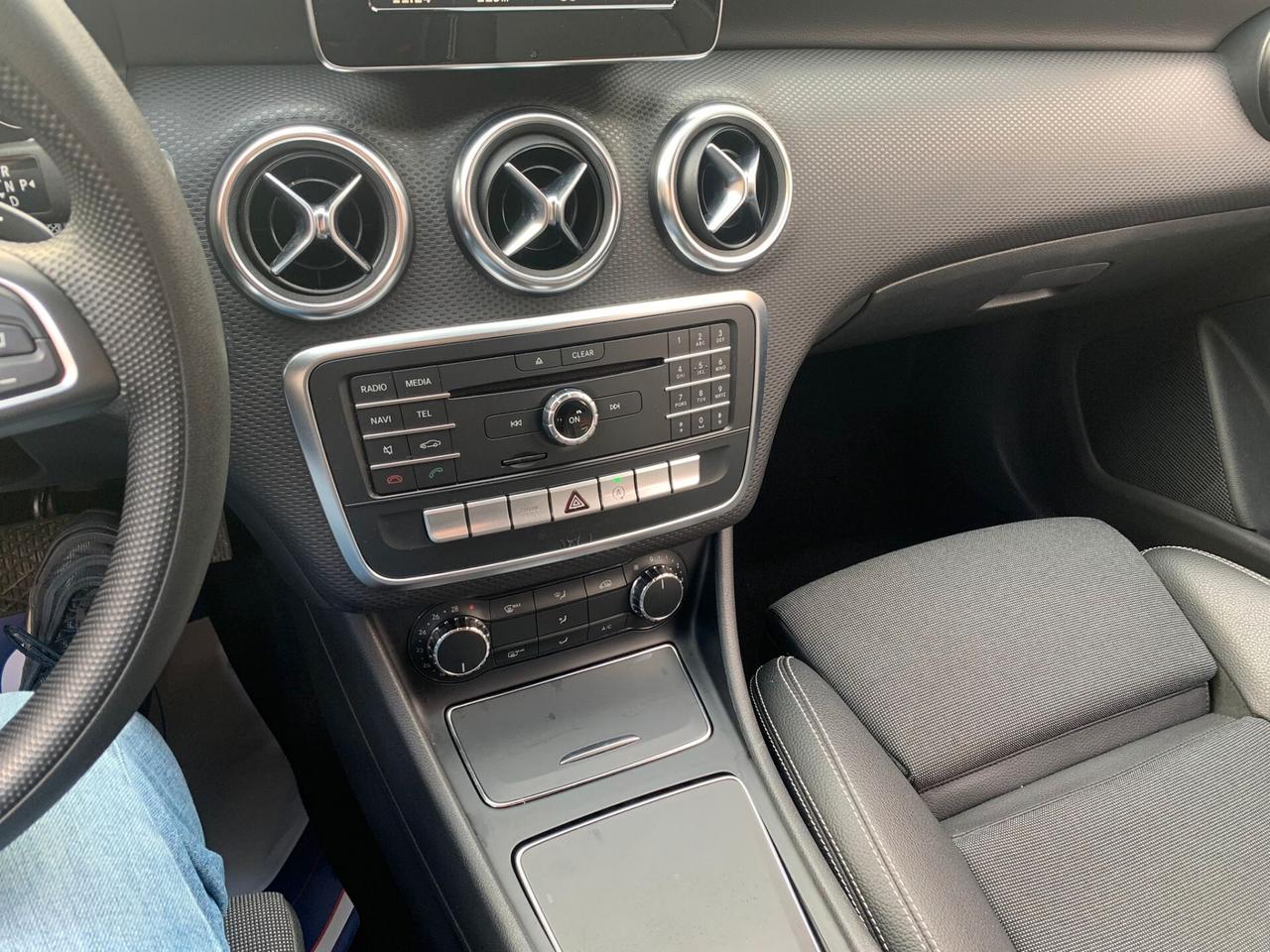 Mercedes-benz A 220 d Automatic Business