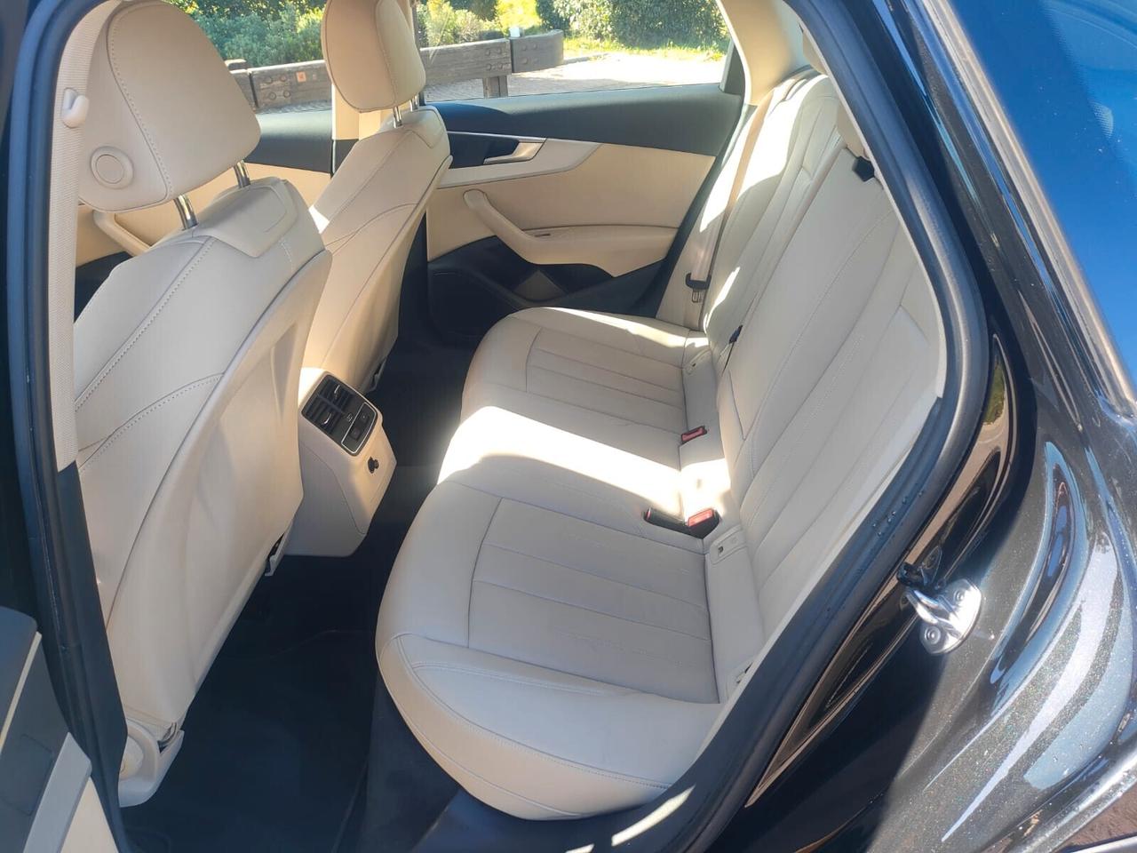 Audi A4 allroad 40 TDI 204 CV S tronic Identity Contrast