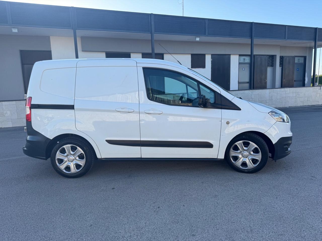 Ford Transit Courier Transit Courier 1.6 TDCi 95CV Van Entry