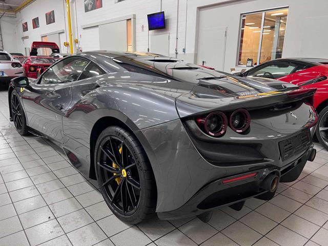 FERRARI F8 CARBON|LIFT|CARPLAY|SURROUND