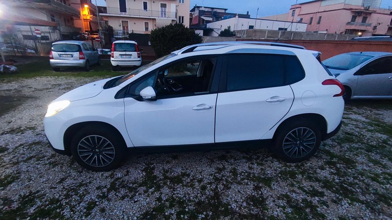 Peugeot 2008 1.2 Benz 2015