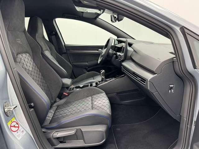 Volkswagen Golf 8.5 R-LINE 1.5 eTSI 115CV DSG MY2025 KM0 ONLYPROMO